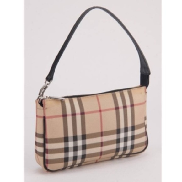 Burberry Handbags - Burberry pouchette wristlet
